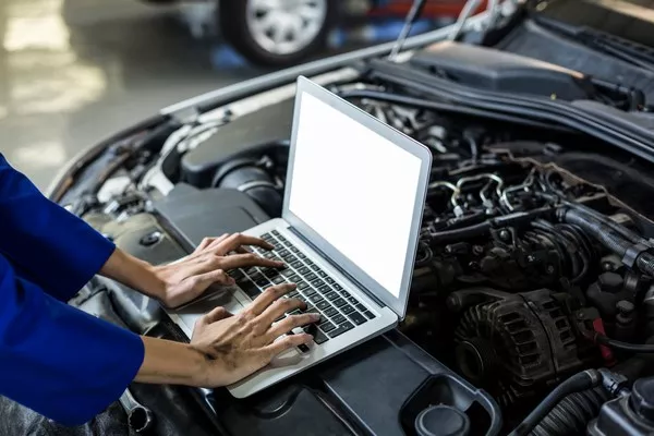 À quelle fréquence effectuer un diagnostic automobile lorsque mon véhicule a 15 ans et roule très bien ?, Lille Sud, AUTOWORKS TD