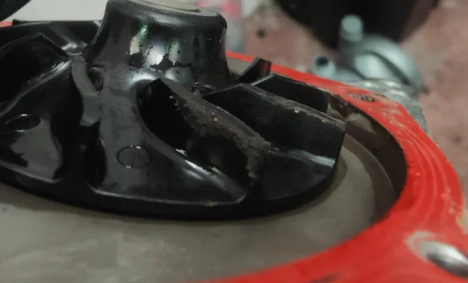 ancienne pompe a eau